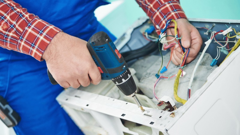 Kartepe Termodinamik Termodinamik çamaşır makinesi kart tamiri – Su almama arızası orijinal parça ile giderildi. - Teknik servis örneği